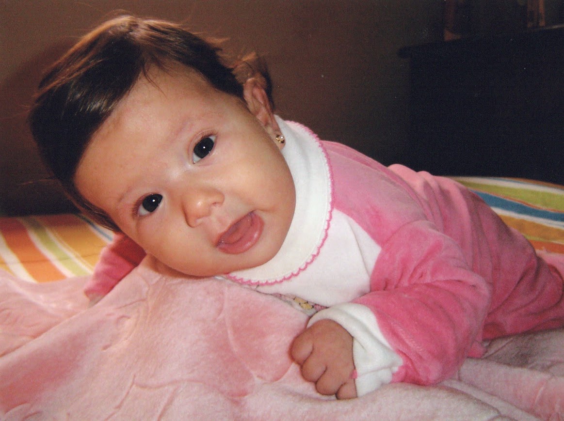 Eu bebezinha em agosto de 2005